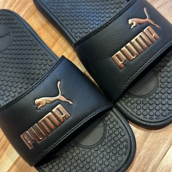 Puma slides - effectively as new condition - worn only once to try on - Picture 2 of 12